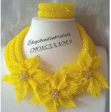 White and brown drops beaded flower vase